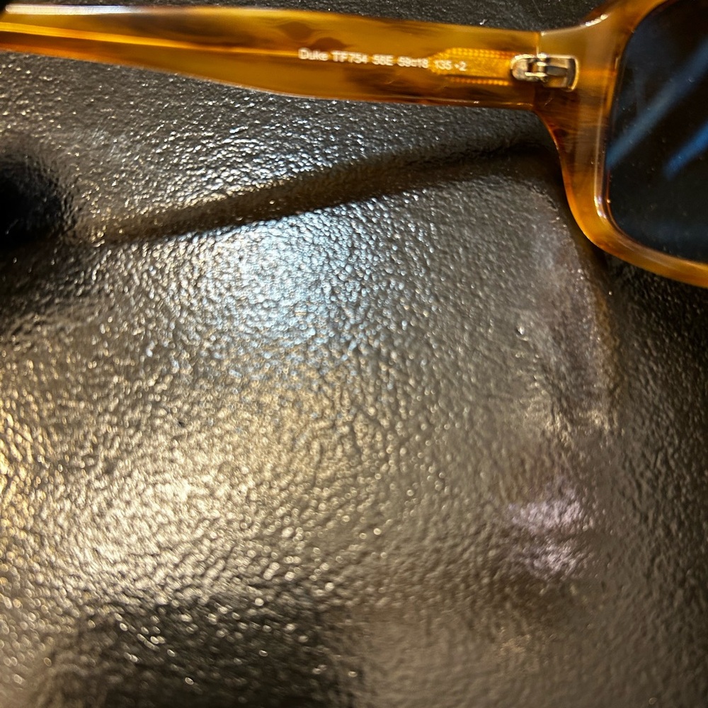 Tom Ford Sunglasses - Picture 5 of 7